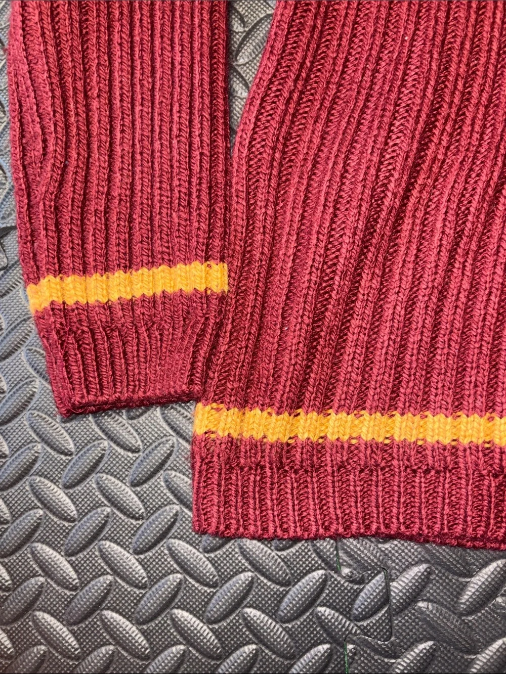 Harry Potter Griffindor Sweater knit